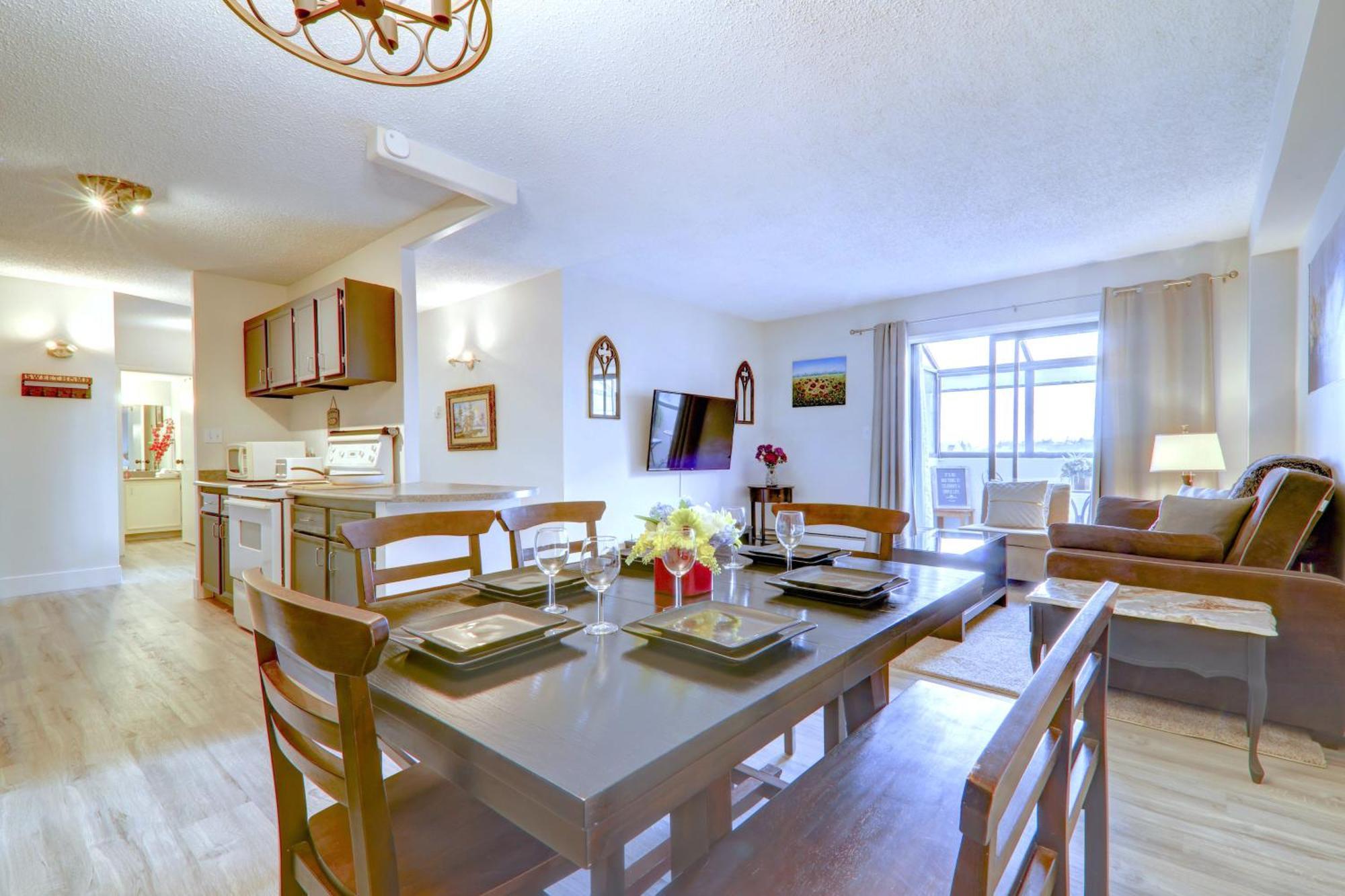 Apartment Spacious Floor At Stampede W Free Parking And Ac